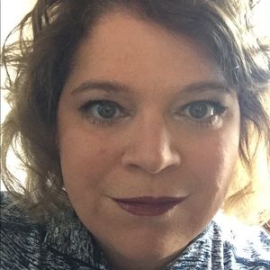 Meet your Posher, Becky